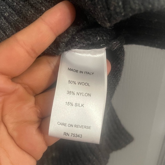 Mía mai Gray Turtleneck Sweater Vest - Picture 7 of 7